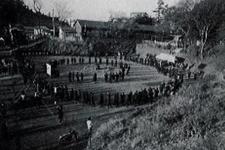 1965年当時の運動会(校庭)